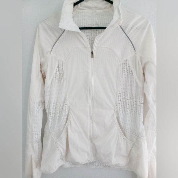Lululemon White Lightweight Zip-Up Jacket - Picture 3 of 11